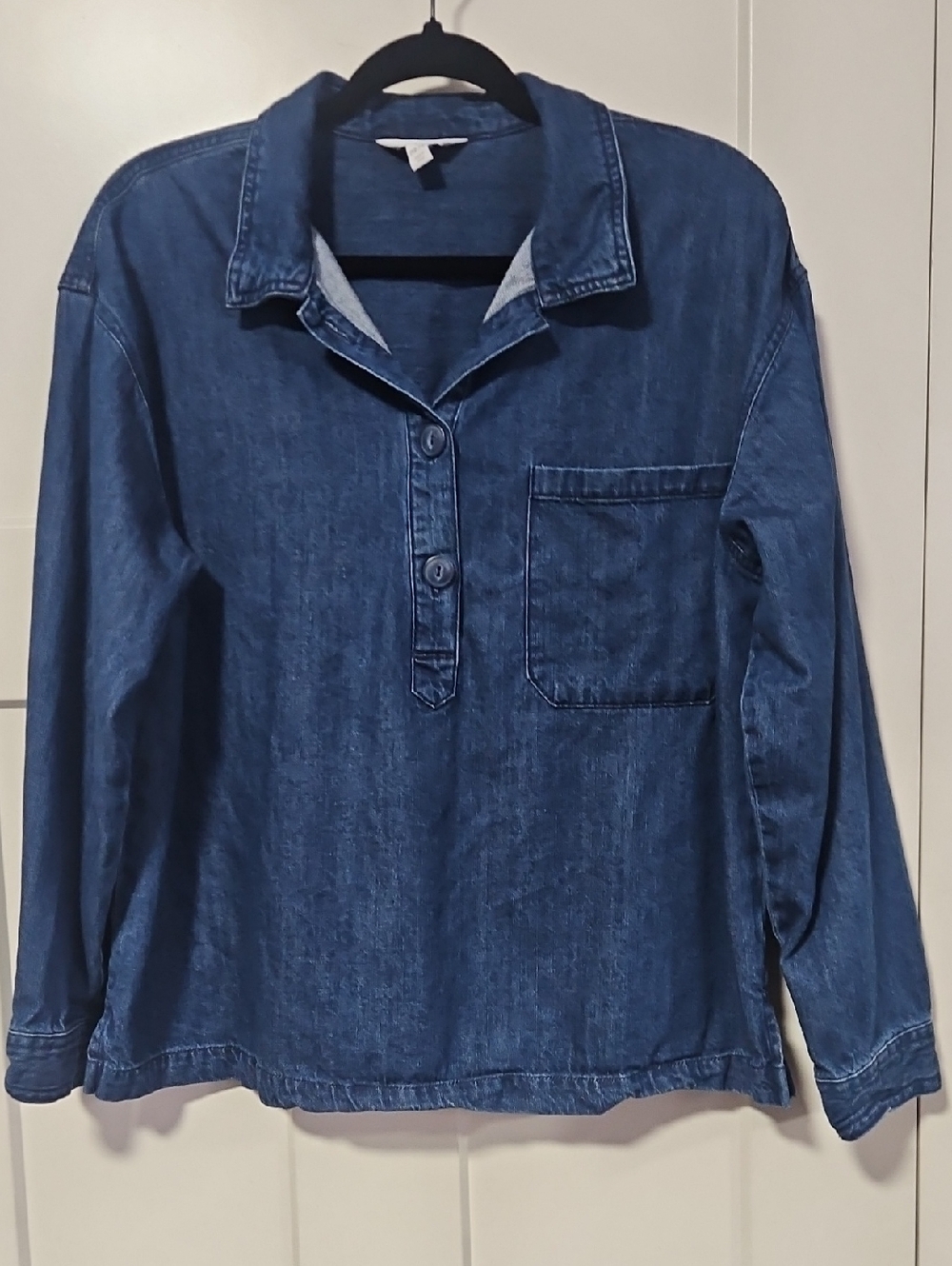 Time and Tru Blue Chambray Denim Pullover Shirt Women’s Large